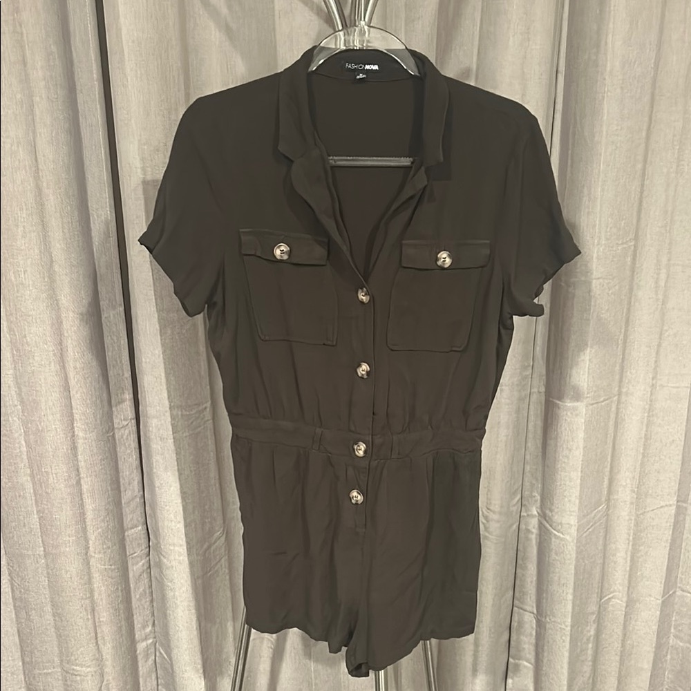 Fashion Nova Green romper in excellent condition.